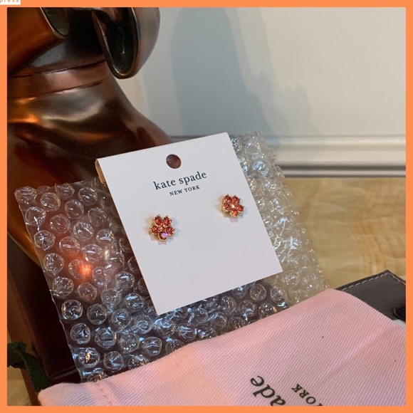 kate spade NEW YORK CORAL FLOWER STUDS - Picture 5 of 6